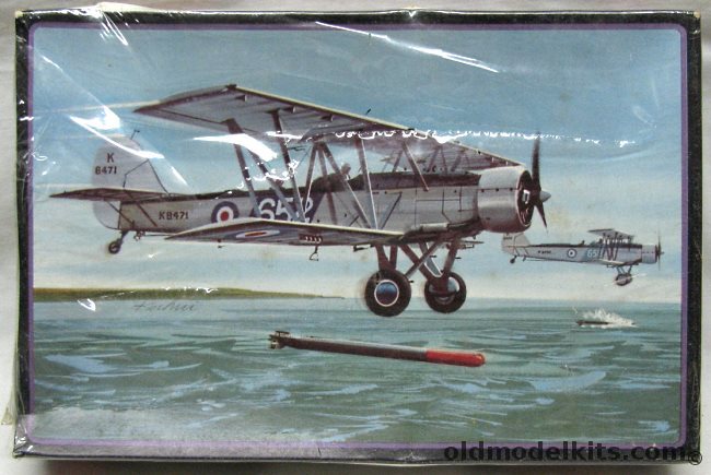 AMT-Frog 1/72 Blackburn Shark Torpedo Bomber - British FAA Fleet Air Arm / Boeing Canadian / Portugal, A605-80 plastic model kit